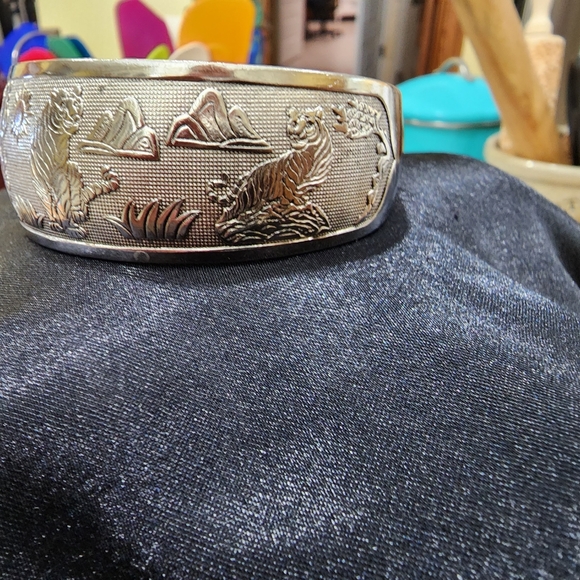 Vintage Silver engraved bracelet - Picture 3 of 6